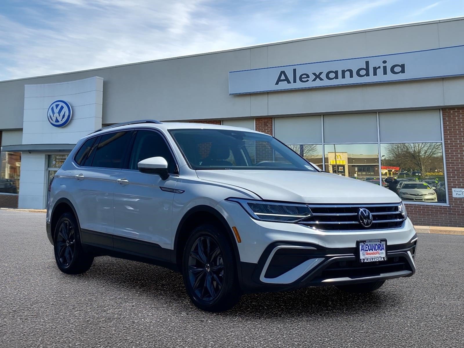 Certified 2023 Volkswagen Tiguan SE