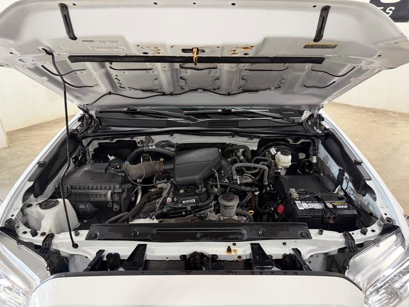 Used 2019 Toyota Tacoma SR w/ SX Package AWD/4WD image 20