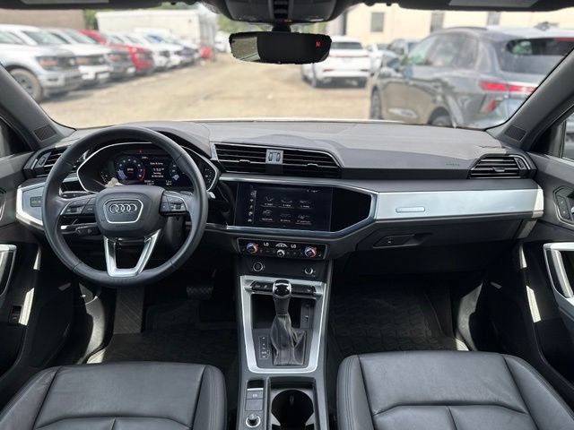 Used 2021 Audi Q3 2.0T Premium w/ Convenience Package AWD/4WD image 14