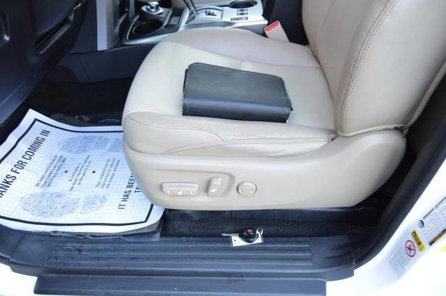Used 2014 Toyota 4Runner SR5 Premium AWD/4WD image 35