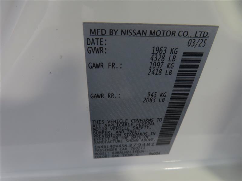 Used 2025 Nissan Altima 2.5 SV FWD image 35