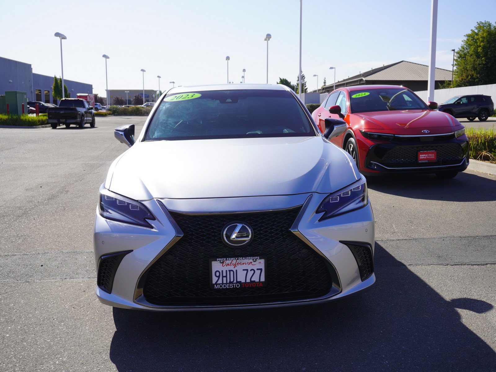 Used 2023 Lexus ES 350 F Sport w/ Accessory Package (Z2) FWD image 7