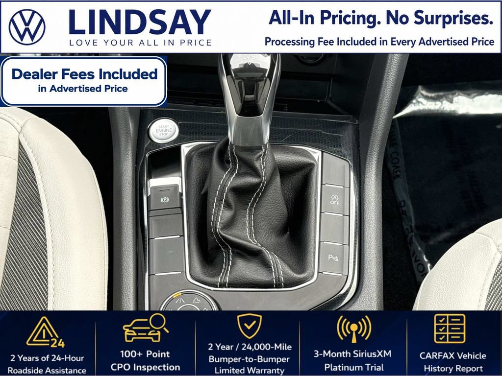 Certified 2025 Volkswagen Taos SE w/ Panoramic Sunroof Package AWD/4WD image 18