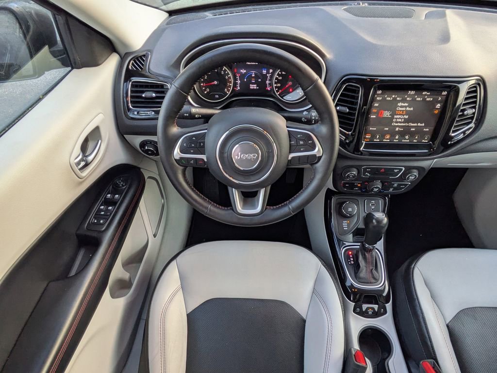 Used 2018 Jeep Compass Limited w/ Navigation Group image 16