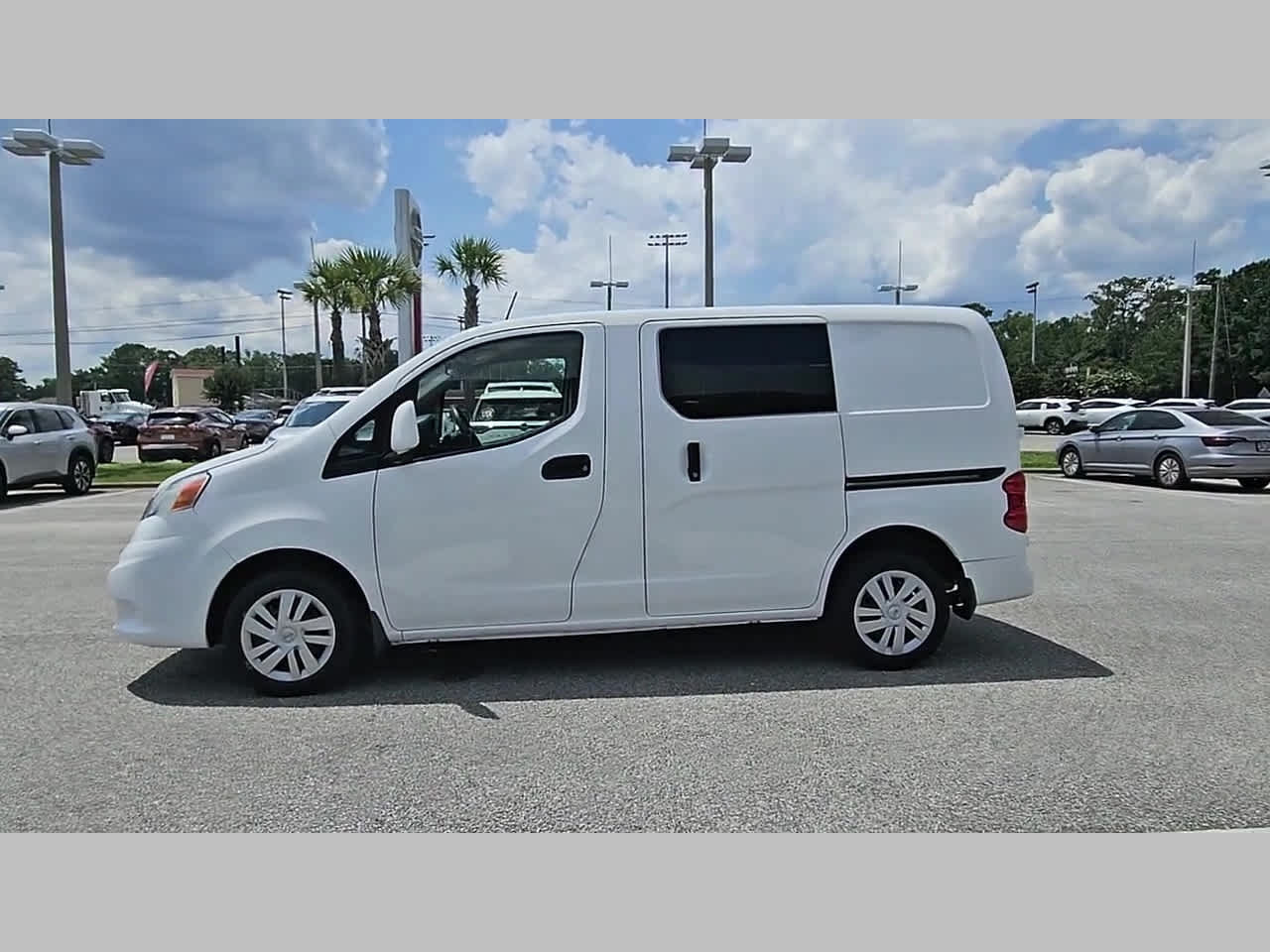 Used 2020 Nissan NV200 SV w/ Back Door Glass Package FWD image 27