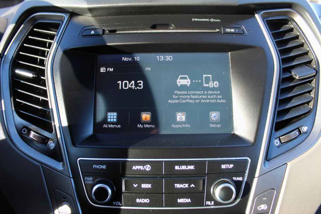 Used 2017 Hyundai Santa Fe Sport FWD image 20