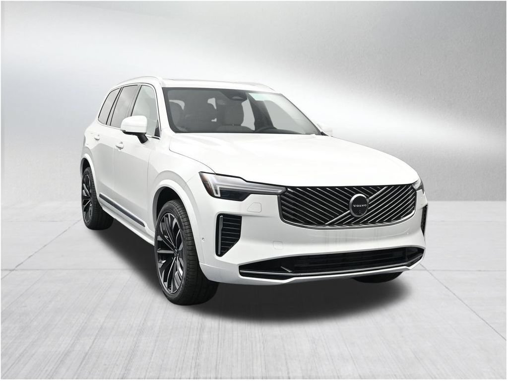 New 2026 Volvo XC90 T8 Plus w/ Protection Package Premier AWD/4WD image 7