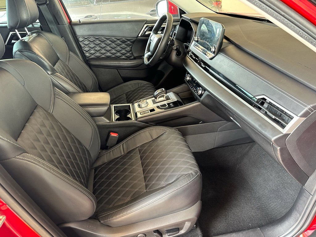 Used 2023 Mitsubishi Outlander SEL 40th Anniversary image 14