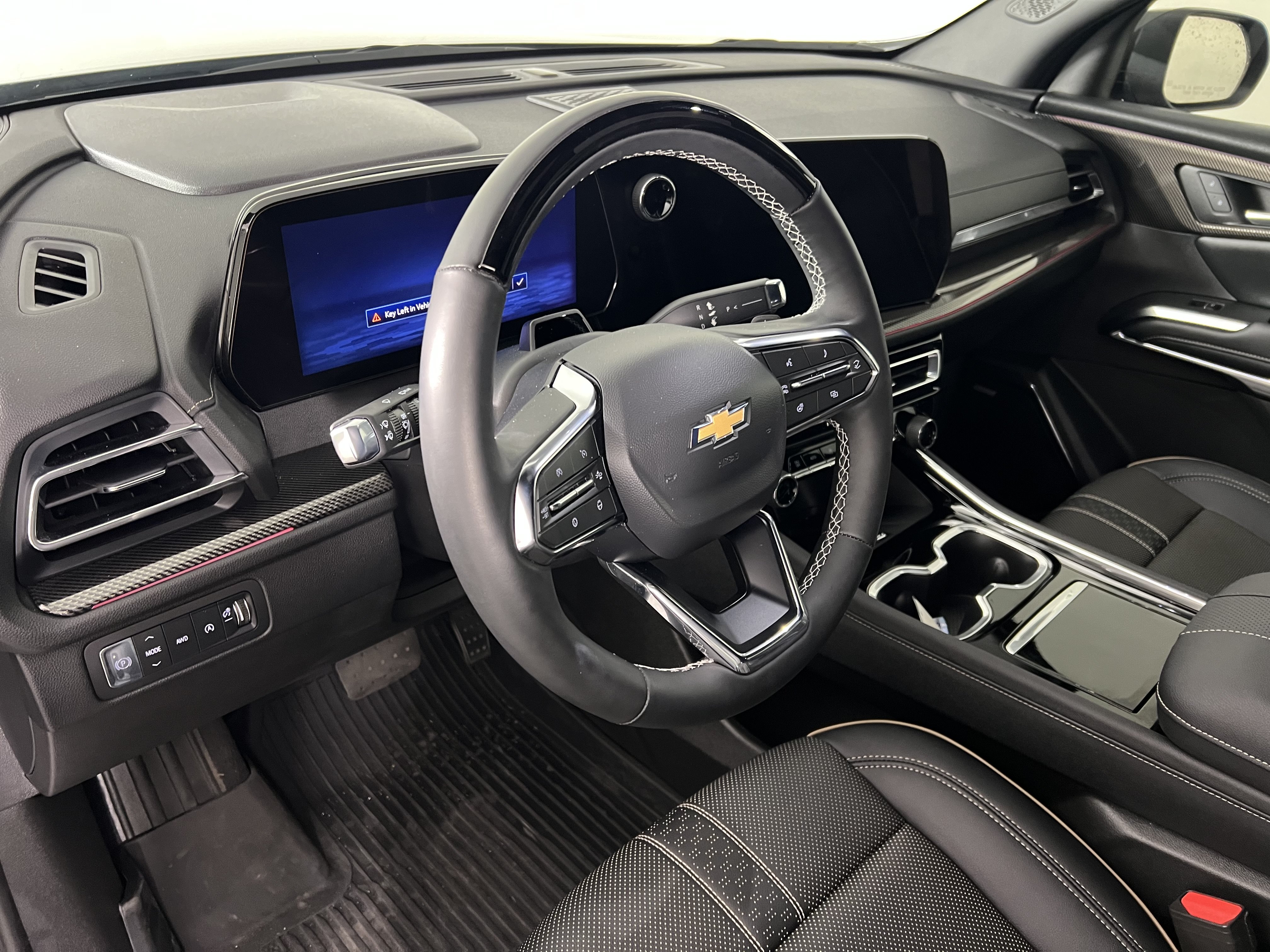 Used 2026 Chevrolet Traverse High Country AWD/4WD image 17