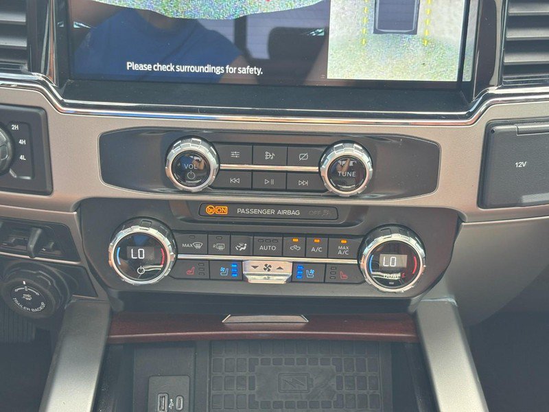 Used 2022 Ford F350 King Ranch w/ King Ranch Ultimate Package AWD/4WD image 24