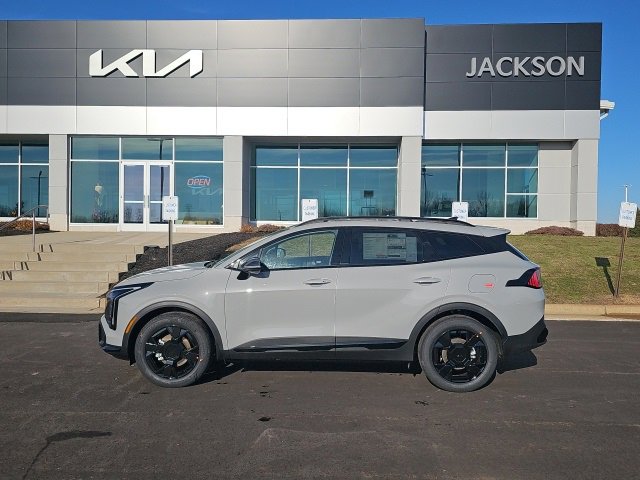 New 2026 Kia Sportage X-Line image 1