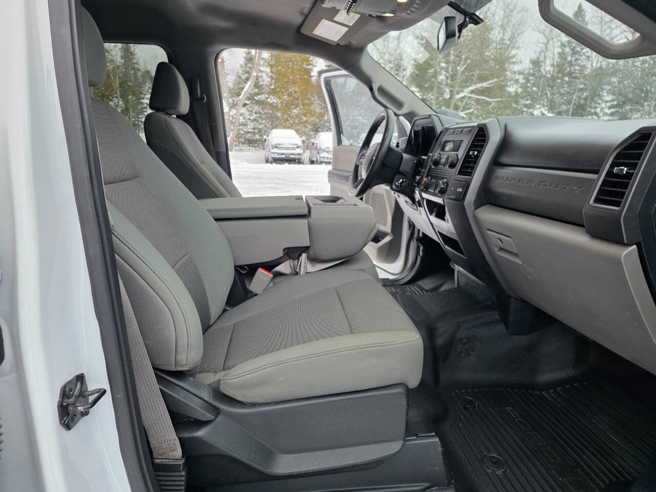 Used 2019 Ford F250 XL w/ Power Equipment Group image 24