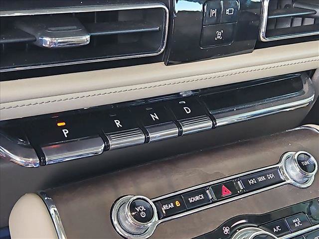 Used 2020 Lincoln Aviator Reserve w/ Equipment Group 202A AWD/4WD image 18