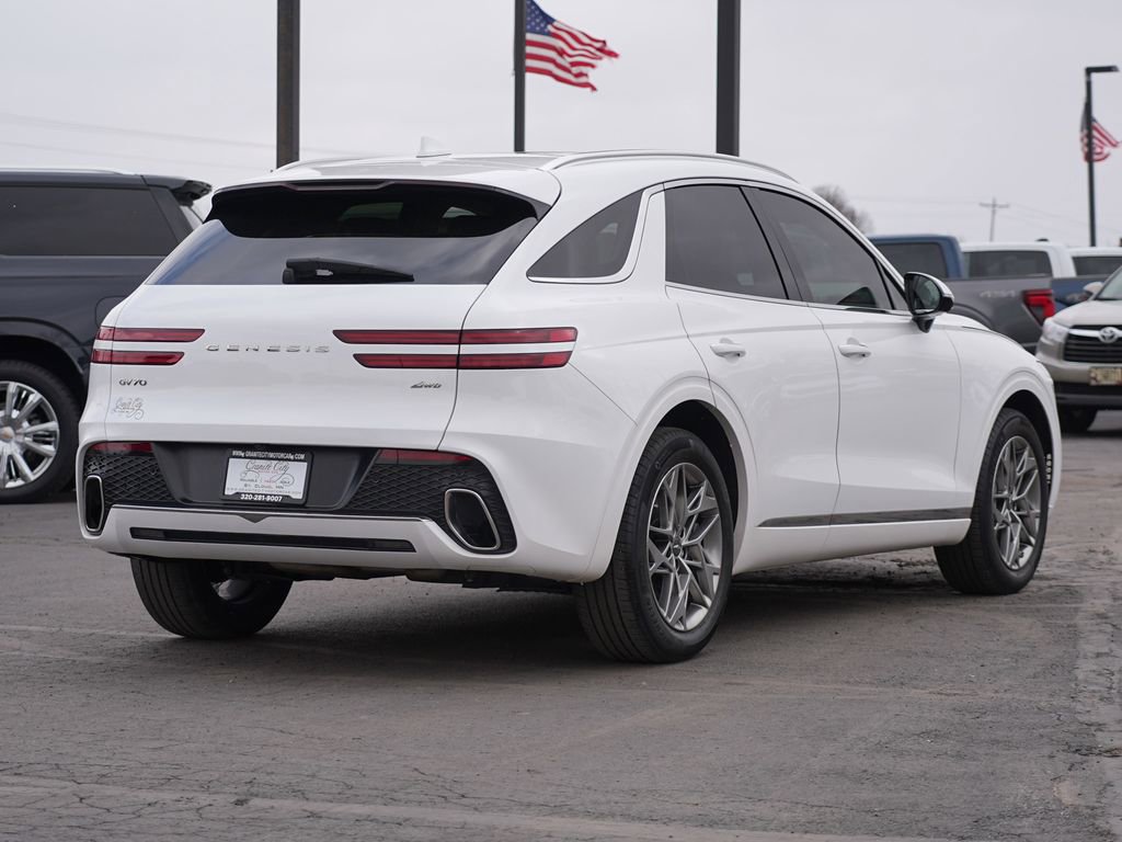 Used 2024 Genesis GV70 2.5T w/ Advanced Package image 3
