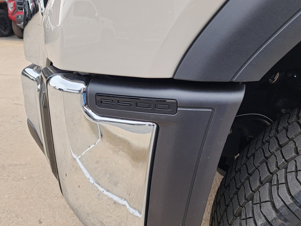 New 2026 GMC Sierra 2500 SLE w/ SLE Value Package; image 11