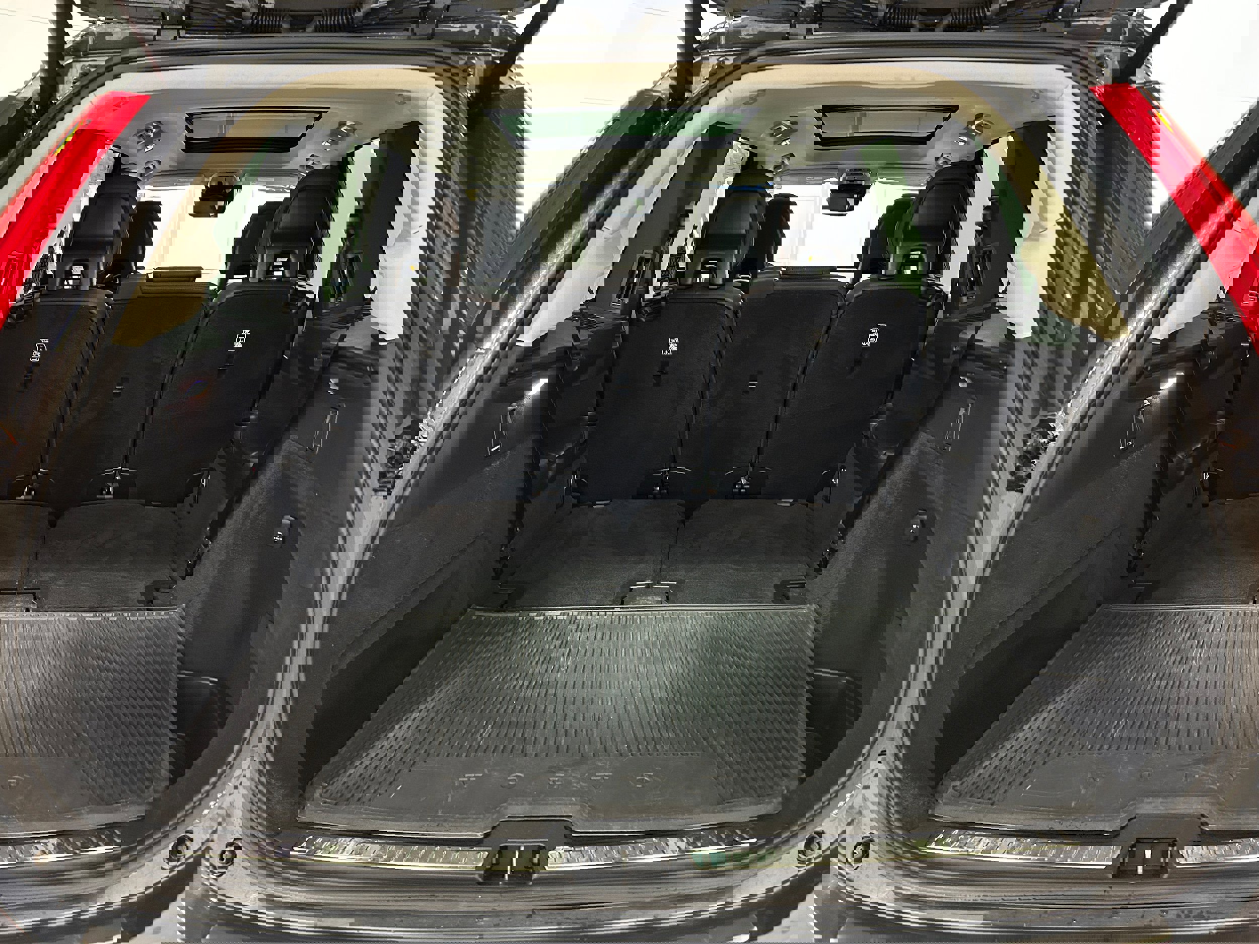 Used 2022 Volvo XC90 T8 Inscription Expression w/ Climate Package AWD/4WD image 33