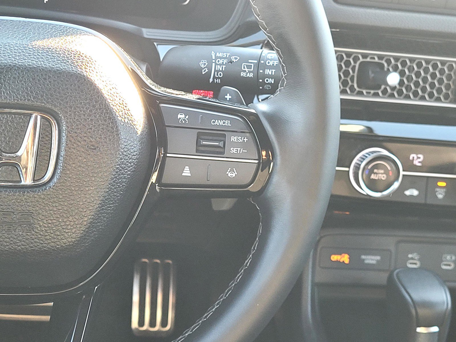 Used 2025 Honda Civic Sport image 27