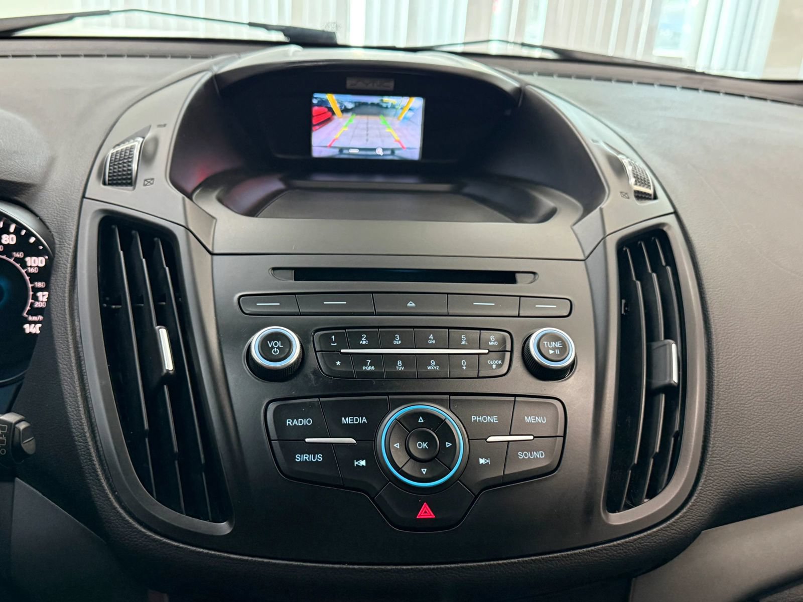 Used 2017 Ford Escape SE AWD/4WD image 33