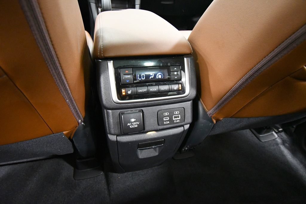 Used 2025 Subaru Ascent Touring AWD/4WD image 15