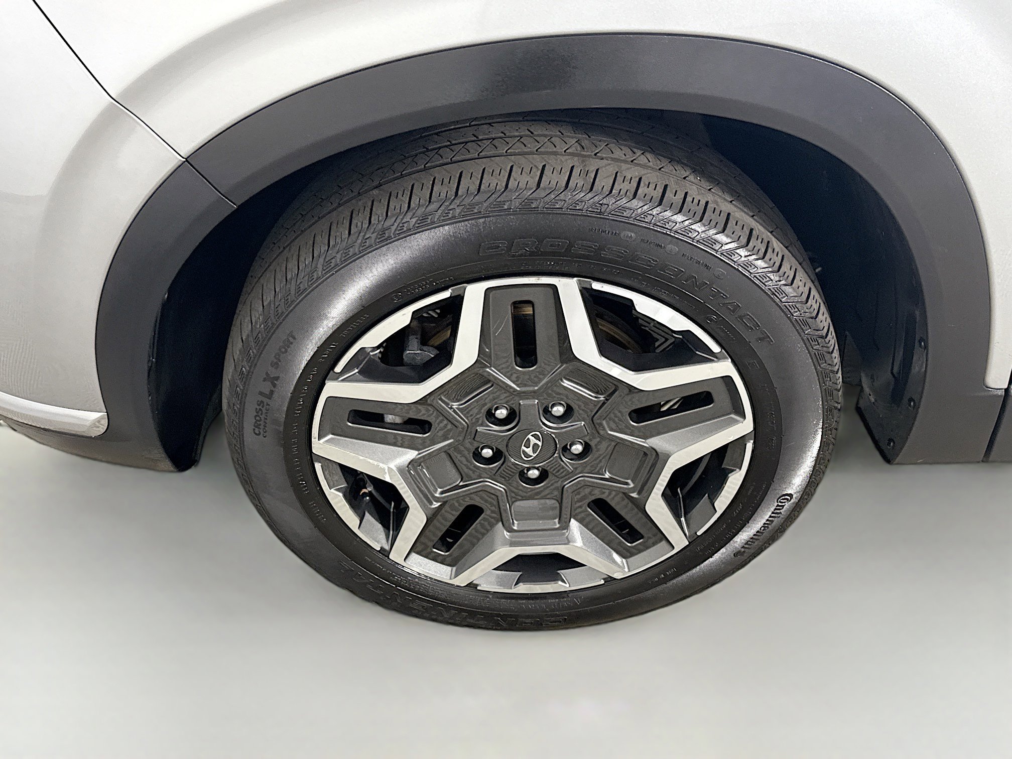 Used 2023 Hyundai Santa Fe SEL Premium image 38