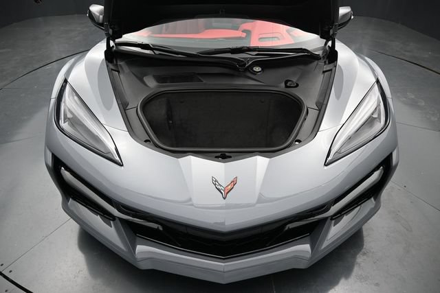 Used 2025 Chevrolet Corvette Z06 w/ Stealth Interior Trim Package RWD image 21