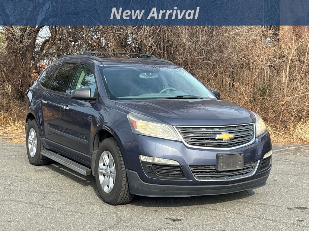 Used 2014 Chevrolet Traverse LS w/ LPO, 'HIT The Road' Package image 4