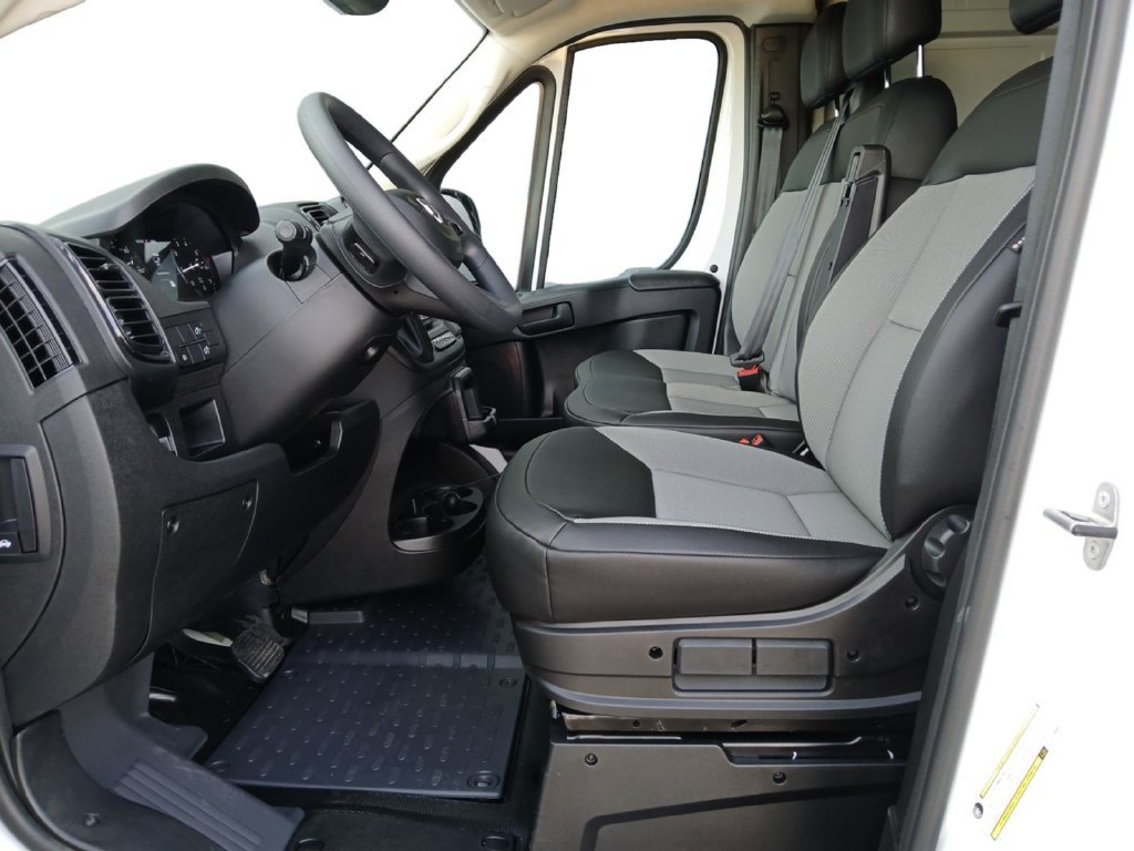 New 2026 RAM ProMaster 2500 w/ Convenience Group FWD image 19