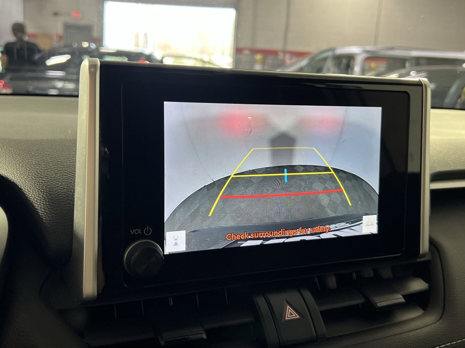 Used 2025 Toyota RAV4 XLE image 19