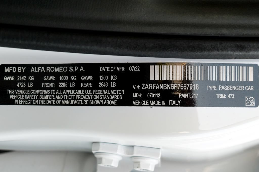 Used 2023 Alfa Romeo Giulia Veloce AWD/4WD image 61