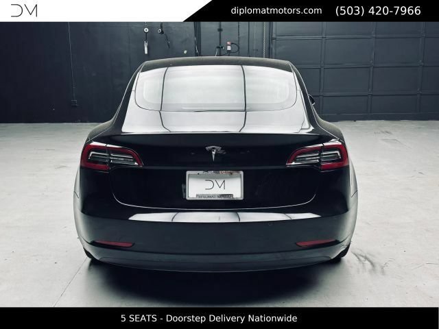 Used 2018 Tesla Model 3 Long Range RWD image 6