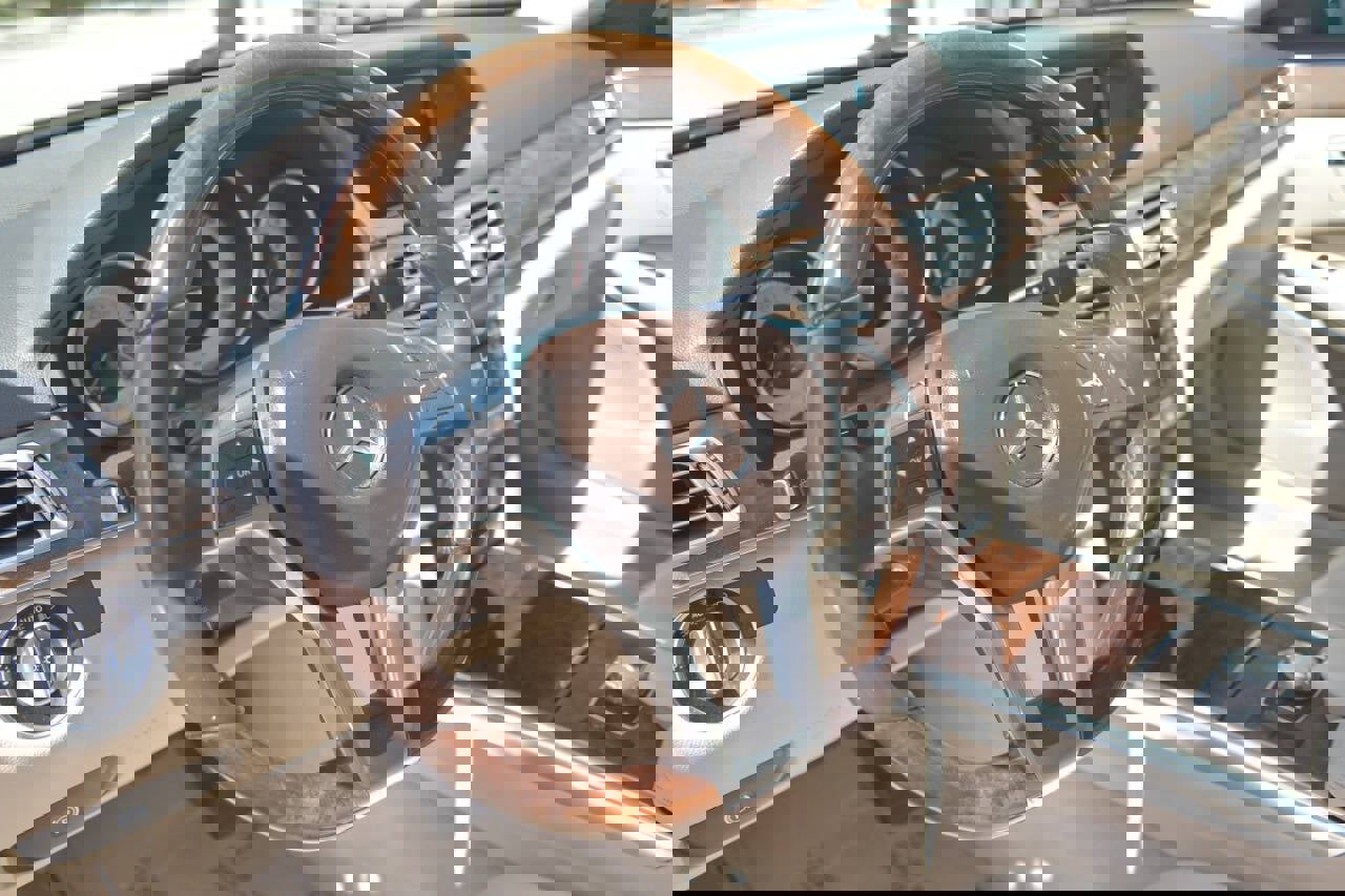 Used 2014 Mercedes-Benz E 350 Sedan w/ Premium 1 Package image 17