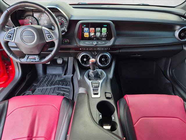 Used 2018 Chevrolet Camaro SS RWD image 16