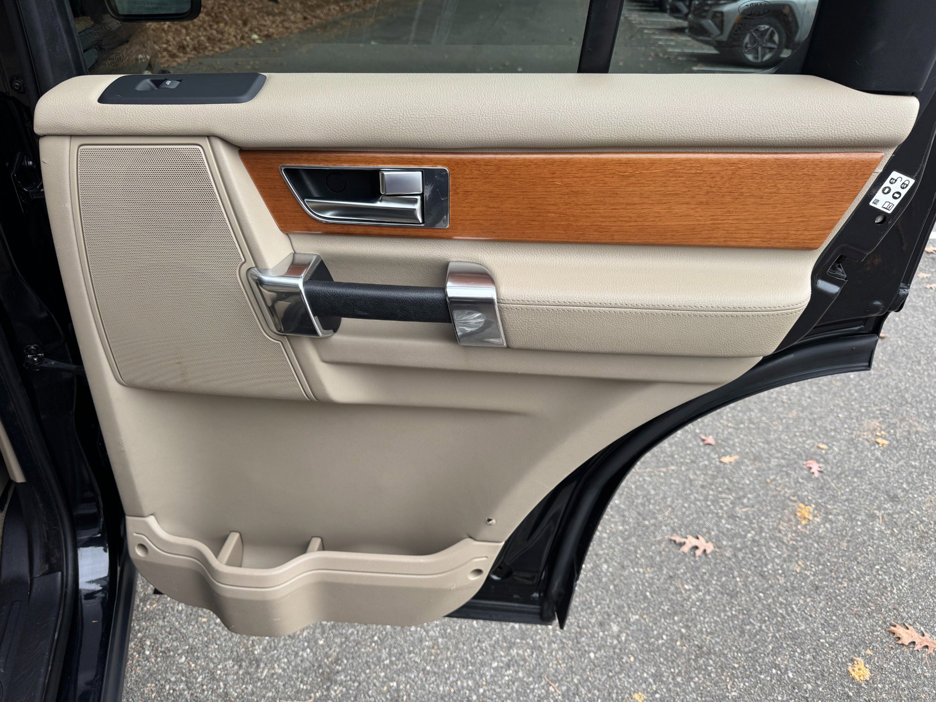 Used 2012 Land Rover LR4 HSE LUX image 53