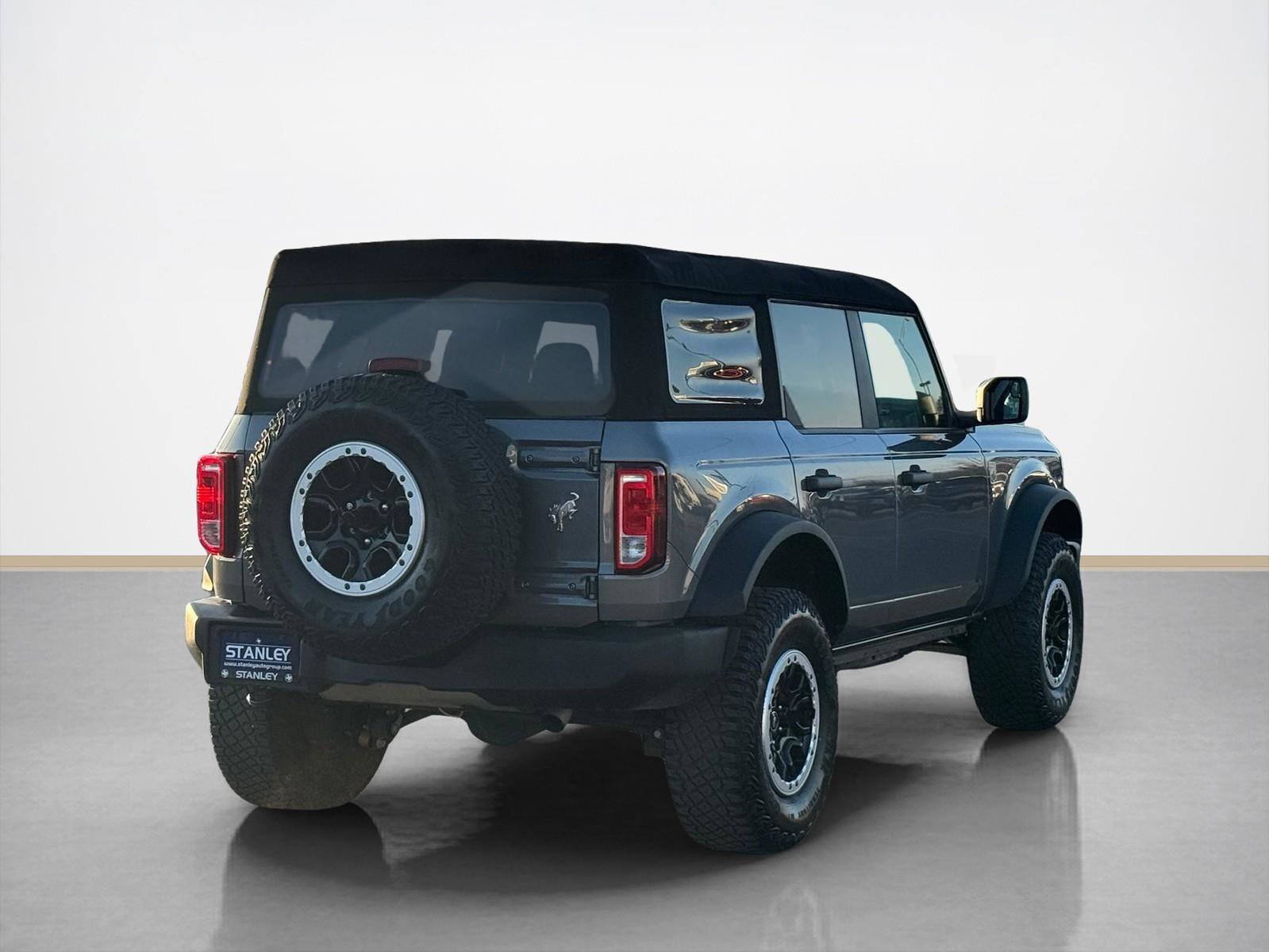 Used 2023 Ford Bronco Big Bend w/ Sasquatch Package image 7