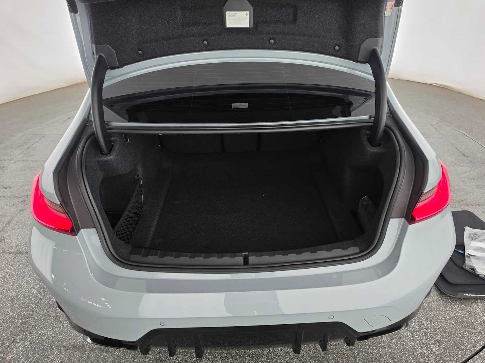 Used 2023 BMW M340i RWD image 14