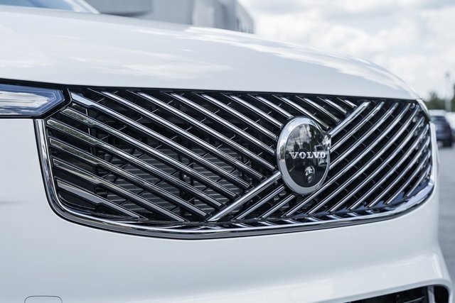 New 2026 Volvo XC90 B6 Ultra image 11