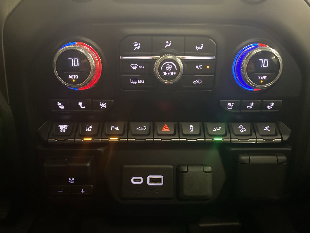 Used 2023 GMC Sierra 2500 Denali w/ Denali Ultimate Package image 26