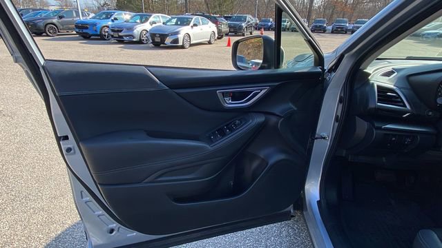 Used 2022 Subaru Forester Premium image 17