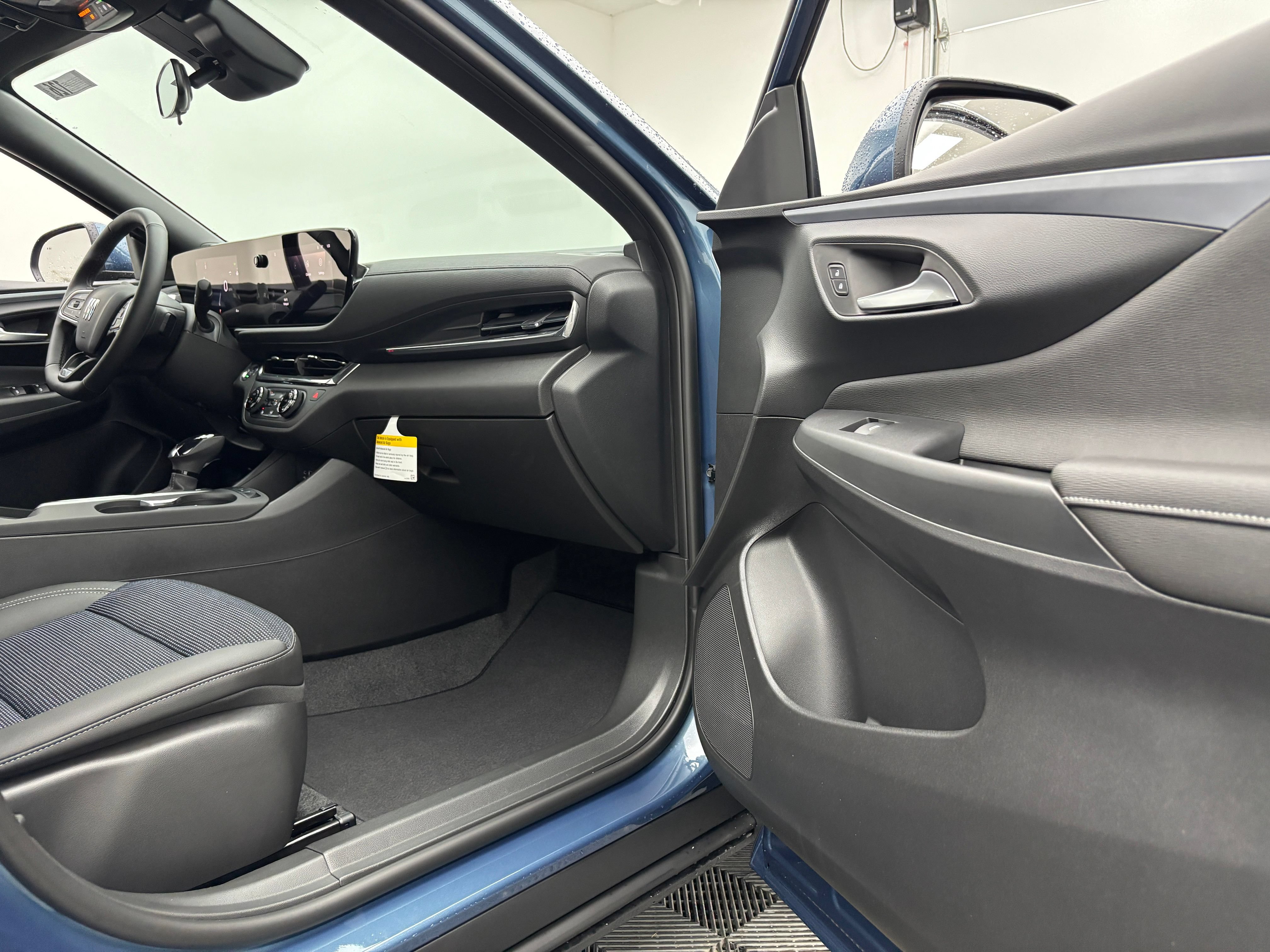 New 2026 Buick Envista Sport Touring w/ Convenience I Package FWD image 28