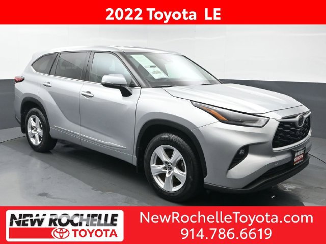 Used 2022 Toyota Highlander LE