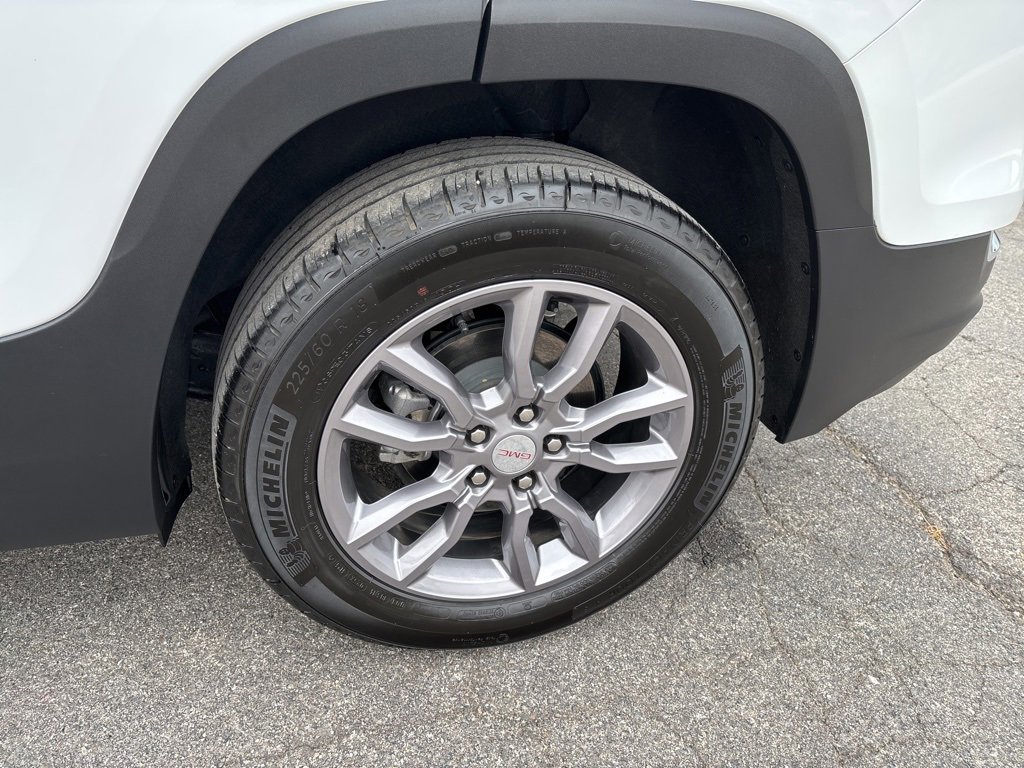 Used 2024 GMC Terrain SLT image 8