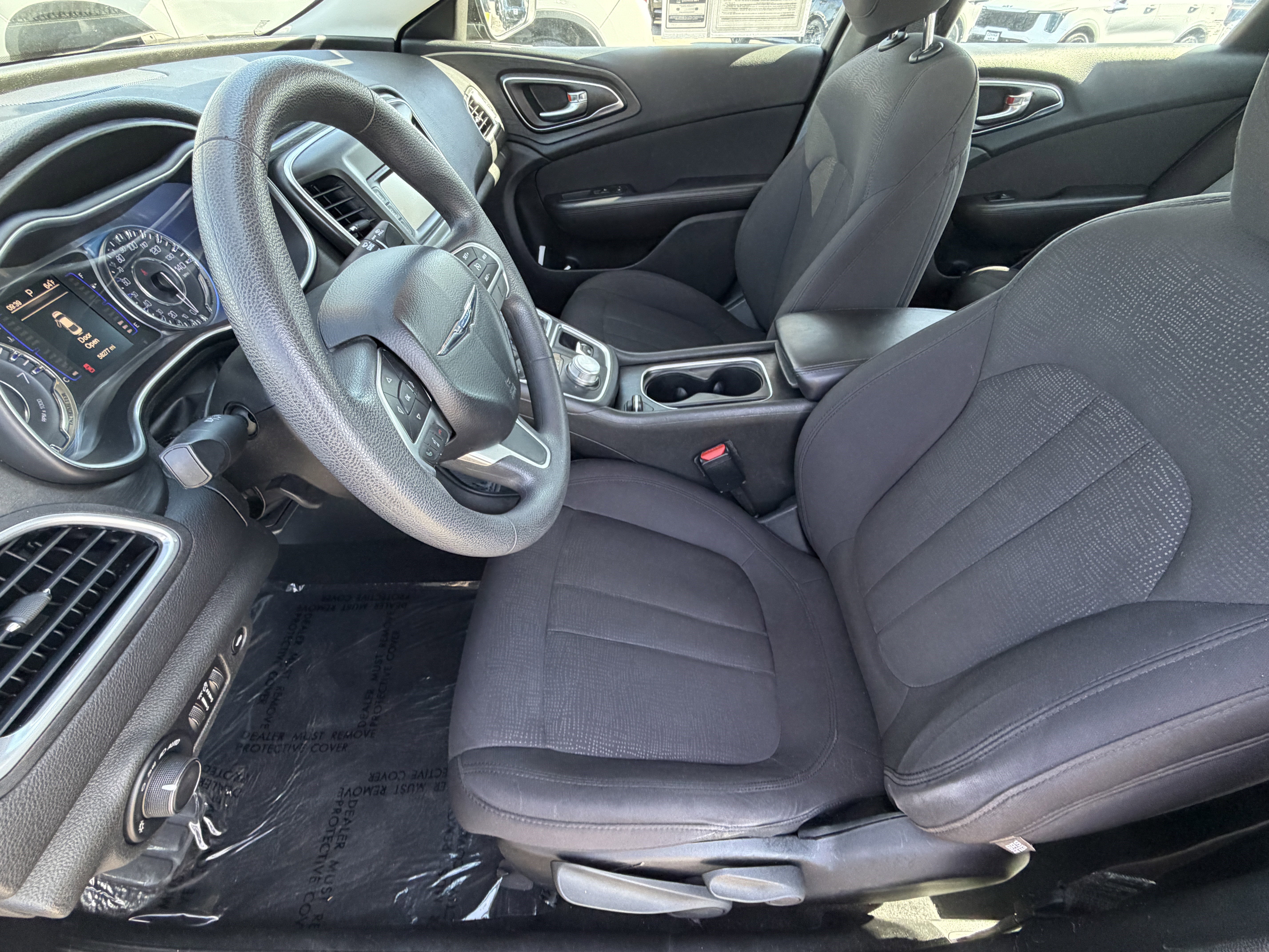 Used 2015 Chrysler 200 Limited FWD image 15