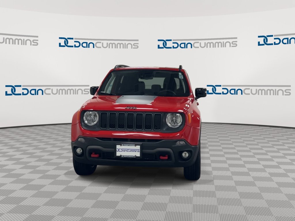 Used 2023 Jeep Renegade Trailhawk AWD/4WD image 3