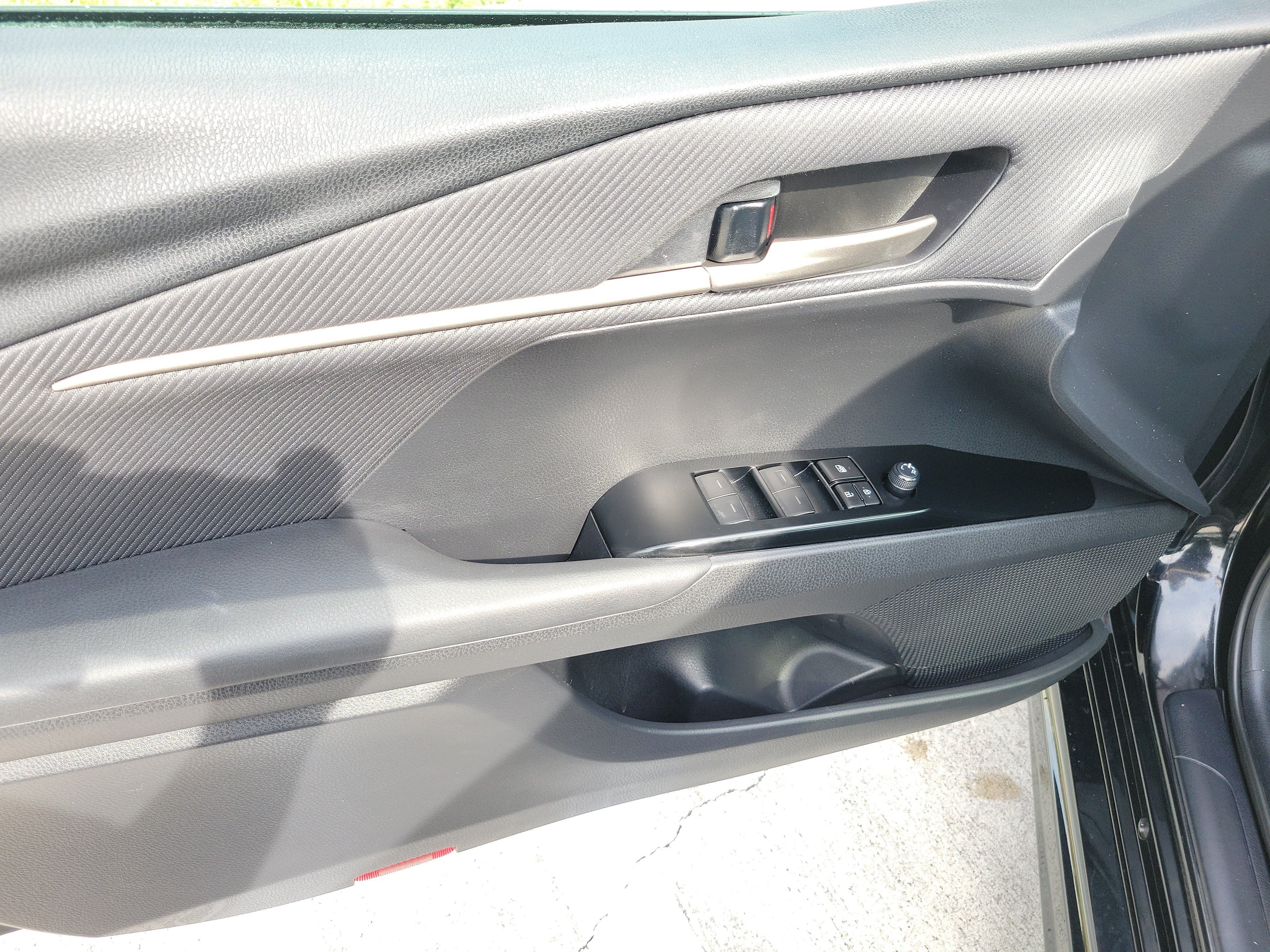 Used 2025 Toyota Camry SE w/ Multimedia Upgrade Package FWD image 20