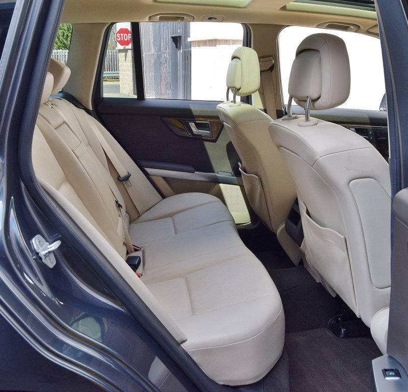 Used 2015 Mercedes-Benz GLK 350 4MATIC image 36