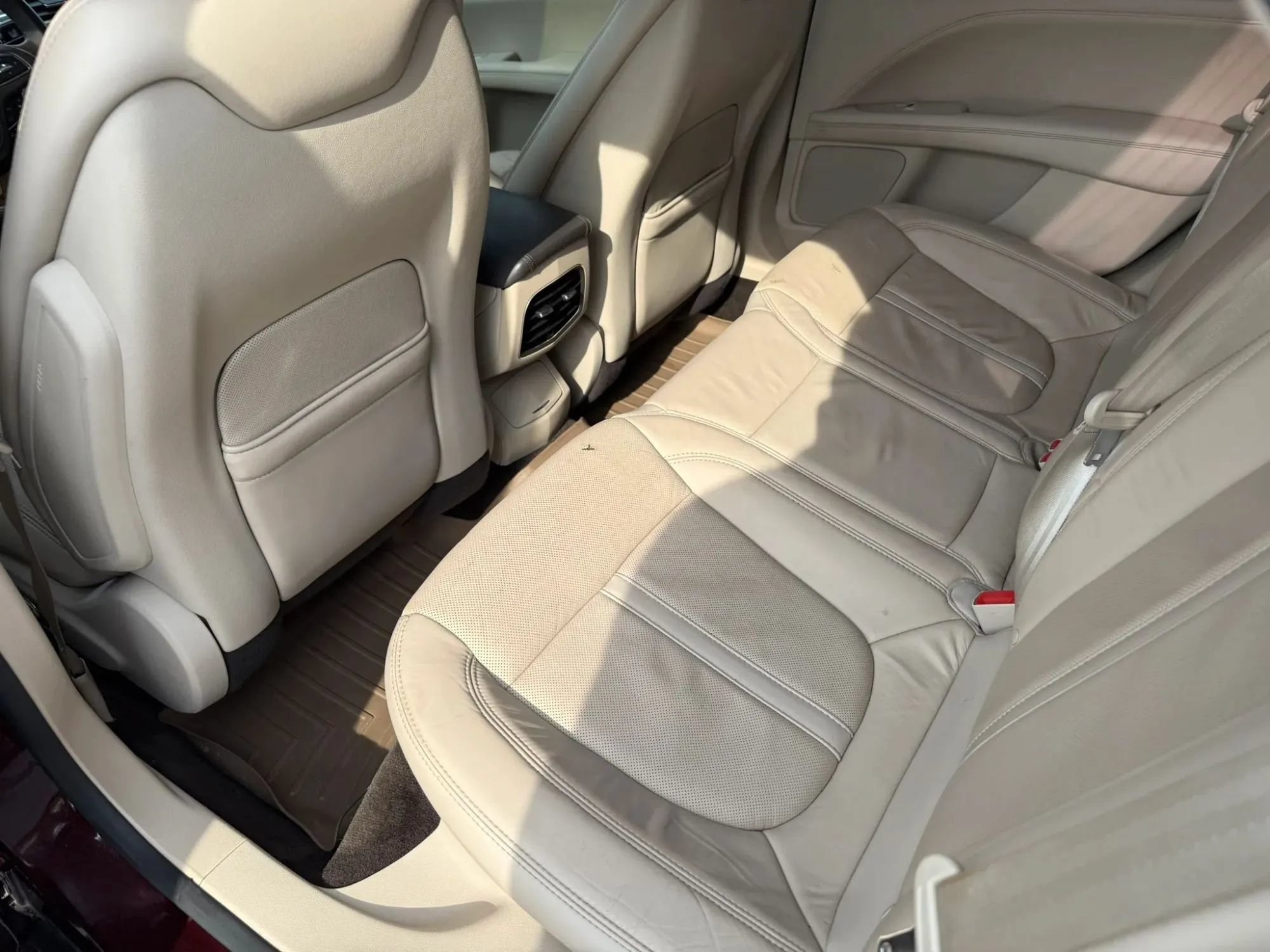 Used 2017 Lincoln MKZ Reserve AWD/4WD image 35