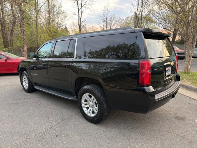 Used 2020 Chevrolet Suburban LT image 4