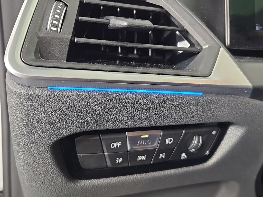 Used 2024 BMW 440i xDrive Coupe w/ Premium Package AWD/4WD image 32