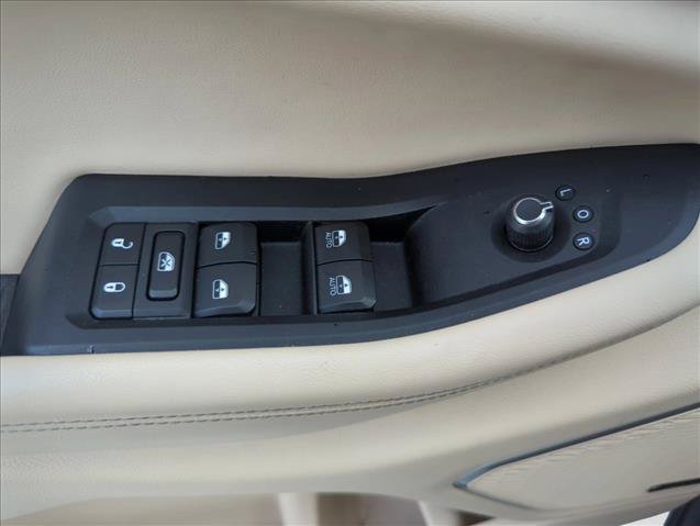 Used 2022 Jeep Grand Cherokee Limited AWD/4WD image 23