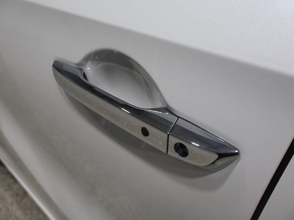 Used 2023 Honda Odyssey Touring image 8